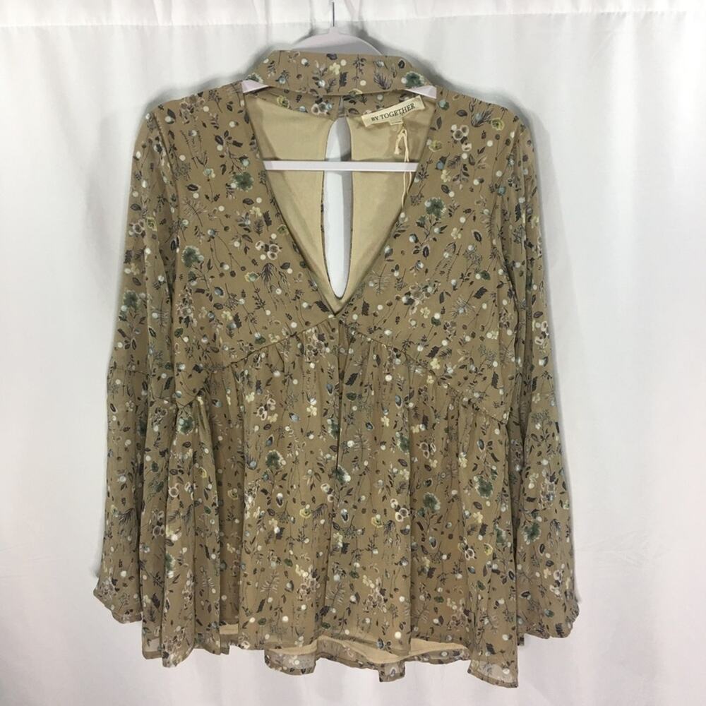 By Together Women's Floral Top Size Small - Picture 3 of 8